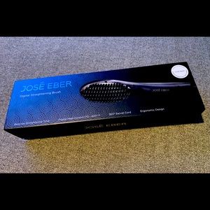 José Eber Digital Straightening Brush NEW